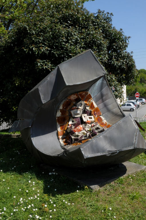 La décoration  au titre du 1% artistique, de la cité scolaire Kerichen, dite aussi "campus Kerichen" (Brest).