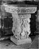 Piédestal, église paroissiale Notre-Dame (Bulat-Pestivien)