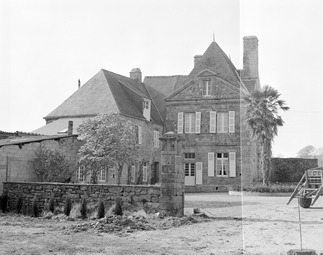 Manoir, Kerguelen (Pouldergat)