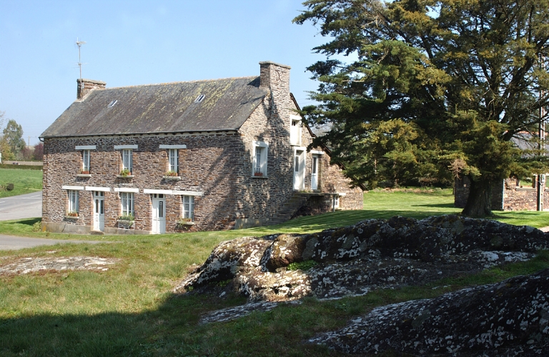 Ferme et café, le Thélin (Plélan-le-Grand)