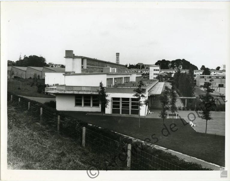 Lycée polyvalent Jean-Baptiste Colbert, 117 boulevard Léon Blum (Lorient)
