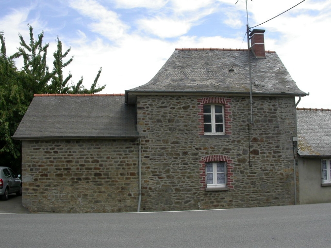 Maison, les Grands Champs (La Guerche-de-Bretagne)