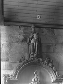 Groupe sculpté (d'applique, petite nature) : trône de grâce, église Paroissiale Saint Hernin (Locarn)