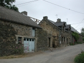 Alignement de maisons 4, le Gué (Bains-sur-Oust)