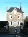 Maison, 27 rue du Relais de poste, le Vieux Bourg (Miniac-Morvan)