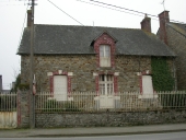 Maison, 10 rue du Maréchal Leclerc (Servon-sur-Vilaine)