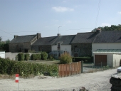 Alignement de maisons 1, l'Aumônerie (Sainte-Marie)