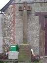 Croix monumentale de la famille Nicolle-Pélé, la Ville Perdue (Bonnemain)