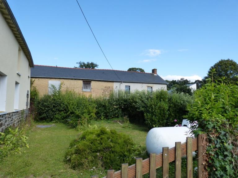 Écart, Bazouges-sous-Hédé, la Lande ès Glets (Bazouges-sous-Hédé fusionnée avec Hédé pour former la commune de Hédé-Bazouges en 2009)