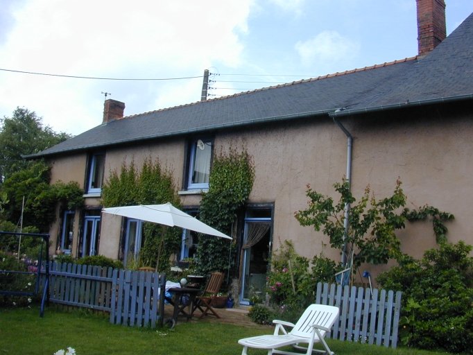 1ère ferme, Montbuisson (Montreuil-le-Gast)