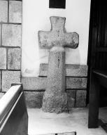 Croix monumentale, église, dite chapelle Saint-Claude (Santec)