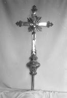 Croix de procession, église paroissiale Saint-Gildas (Locqueltas)