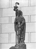 Groupe sculpté (d'applique, petite nature) : saint Roch montrant sa plaie, église Notre-Dame (Rimou)