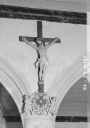 Croix : Christ en croix, église paroissiale Saint-Pierre (Plounévézel)