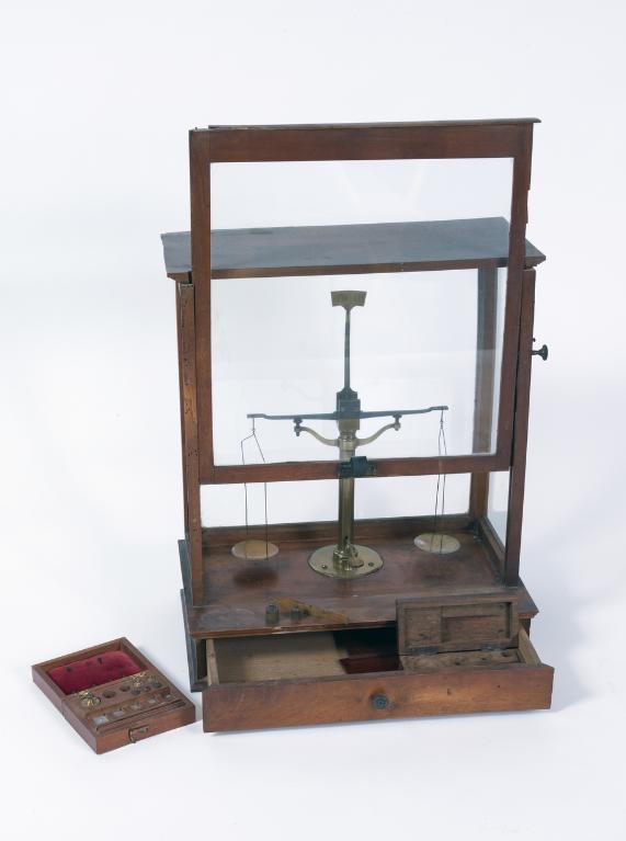 Collections pédagogiques du Lycée Joseph Loth, 4 Rue Jean-Marie de Lamennais (Pontivy)