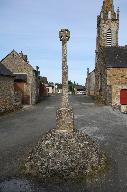 Les croix monumentales de la commune de La Fontenelle (fusionnée en Val-Couesnon en 2019)