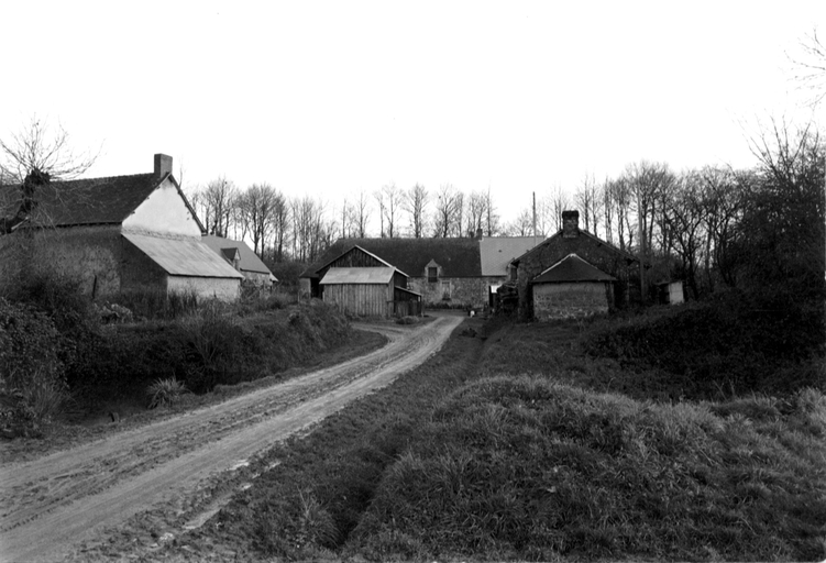 Edifice Fortifié, la Maison Seigneuriale (Plumaugat)