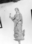 Statue (petite nature) : sainte Marthe, chapelle Sainte-Madeleine (Langonnet)