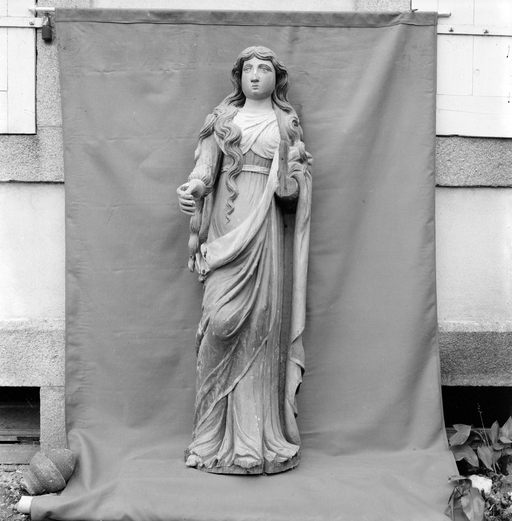 Statue (d'applique) (3), presbytère (Dinéault)