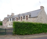 Maisons, alignement de trois logis, 19, 21 route du Guildo (Saint-Jacut-de-la-Mer)