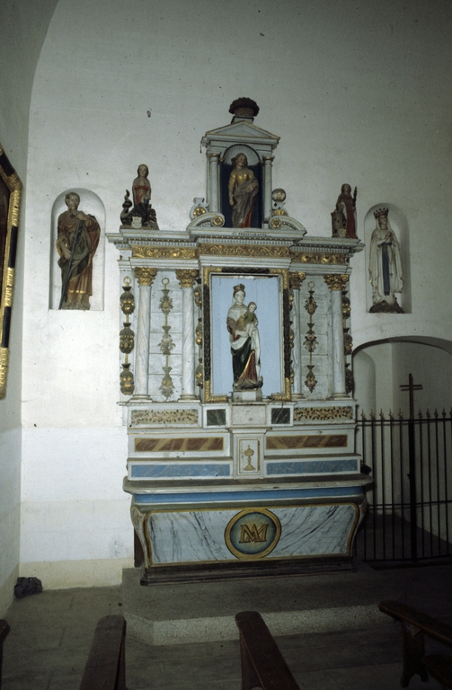 Autel, retable, tabernacle, gradin d'autel (autel secondaire, autel tombeau, retable architecturé), église paroissiale Saint-Pierre Saint-Paul (Kergrist)