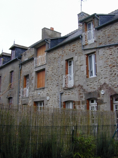 Alignement de maisons
