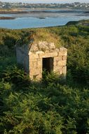 Guérite du fort Cézon (Landéda)