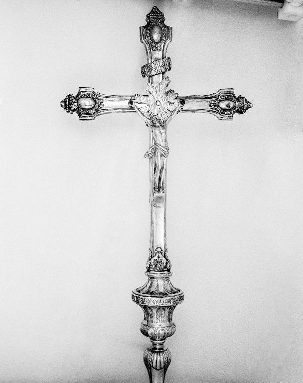 Croix de procession 4, église Saint-Pierre (Lanouée fusionnée en Forges de Lanouée en 2019)