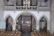 Tribune