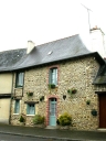 Maison, place de l'église, n°8 (Saint-Armel)