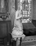 2 statues (en pendant) : anges (maître-autel), chapelle Saint-Aubin (Pont-Scorff)