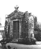 Tombeau de la famille de Courcy, Vieux Colpo (Colpo)
