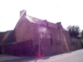 Maison, rue du Menhir (Guénin)
