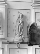 Statue (d'applique, demi-nature) : sainte Marguerite, église paroissiale Saint-Pierre (Trédarzec)