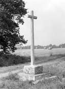 Croix de chemin, la Ville Réhel (Ploërmel)