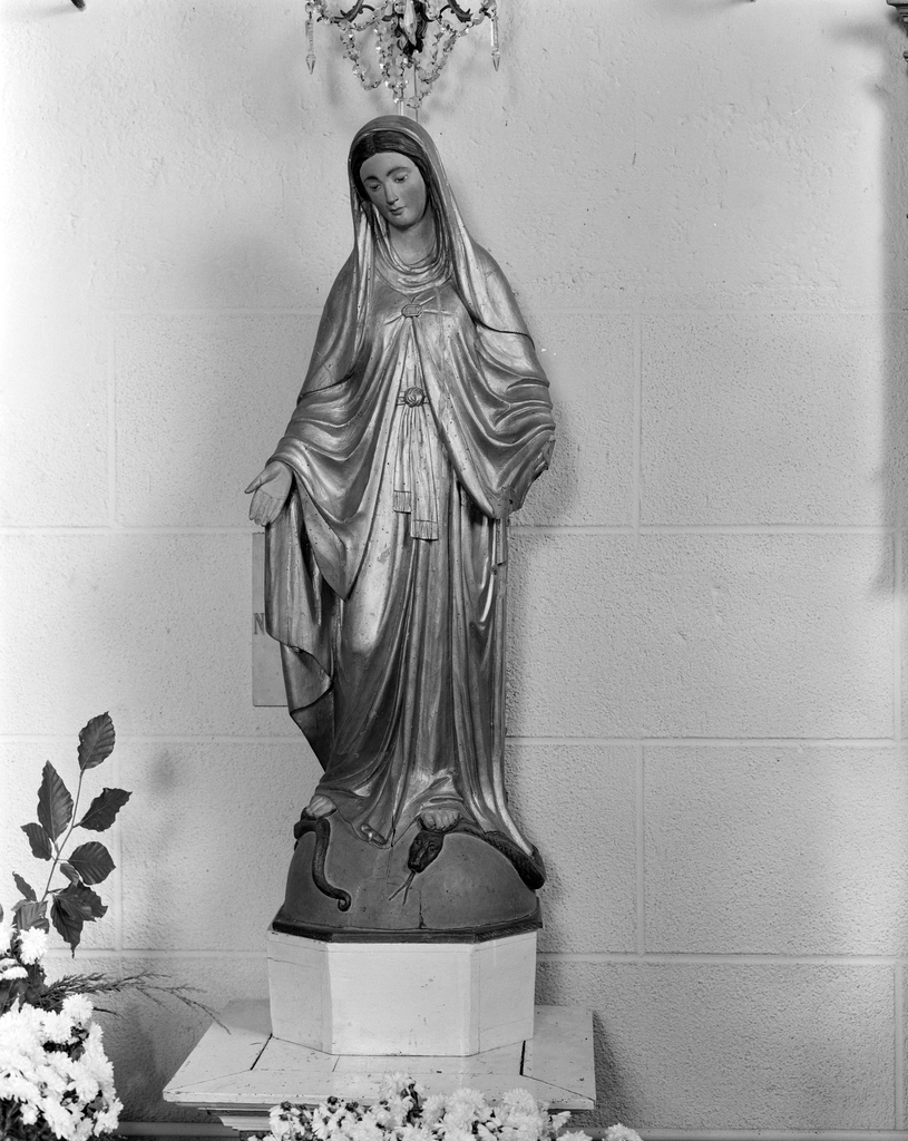 Statue (petite nature) : Immaculée Conception, chapelle Notre-Dame-de-Bonne-Nouvelle (Cléguer)