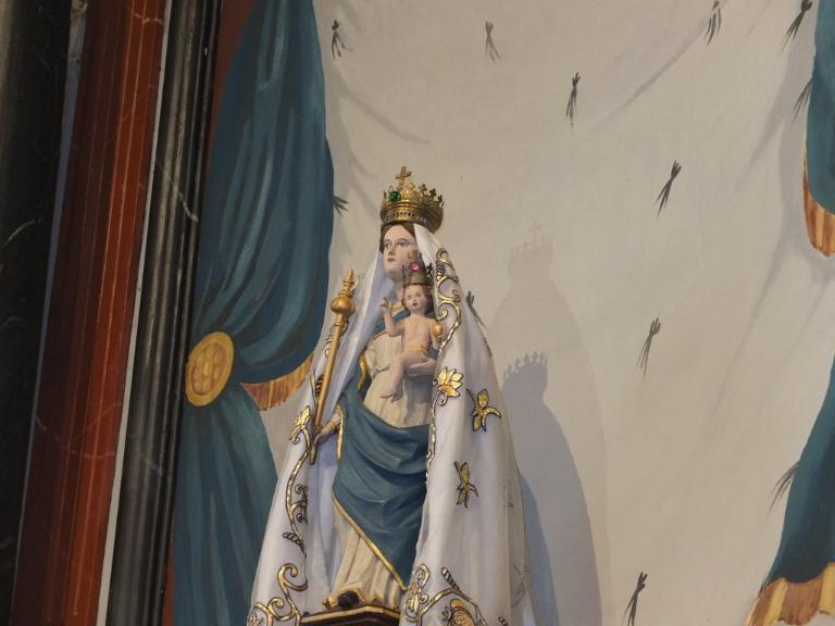 Statue : Vierge à l'Enfant, dite Notre-Dame de Toute Aide, chapelle Notre-Dame-de-Toute-Aide-de-Querrien (La Prenessaye)
