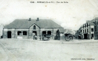 Halle, place de Verdun (Pipriac)