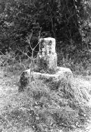 Croix de chemin, Cravec (Plonévez-du-Faou)