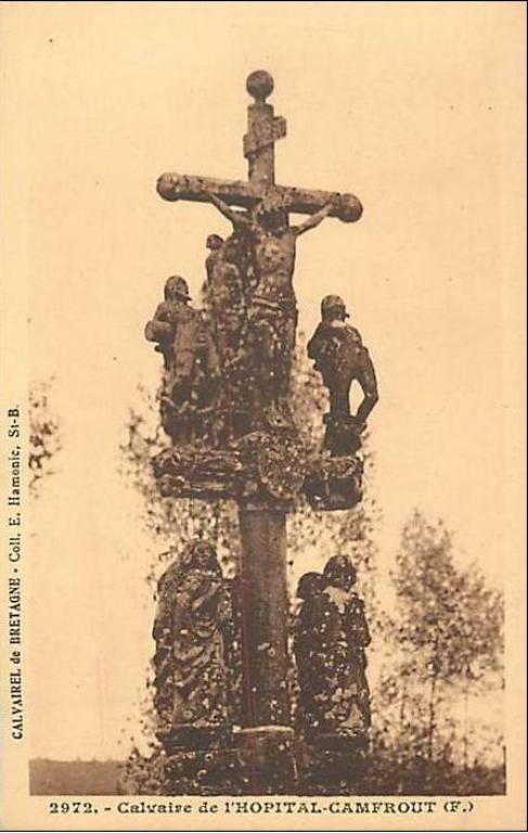 Croix de cimetière (Hôpital-Camfrout)