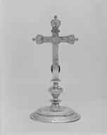 Croix d'autel, église paroissiale Saint-Pierre (Arradon)
