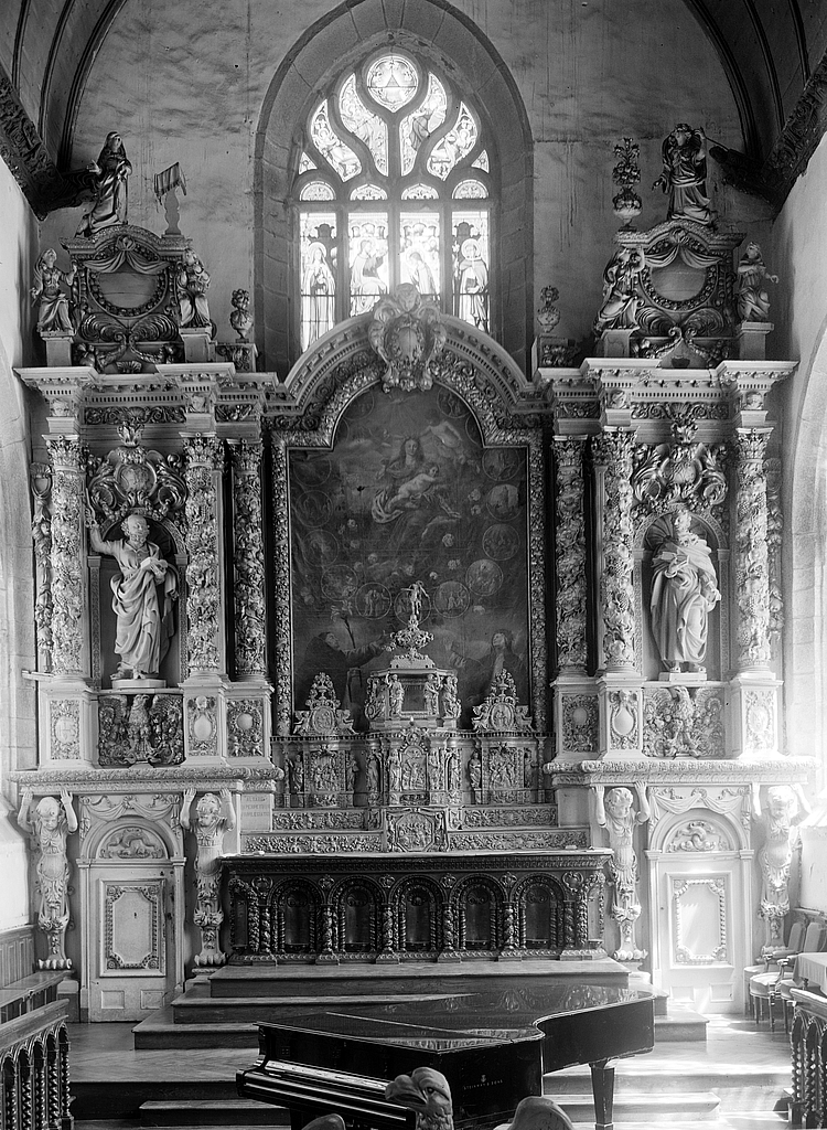 Autel, retable, tabernacle, gradins d'autel (2) (maître-autel, autel tombeau, retable architecturé, tabernacle à ailes), église paroissiale Notre-Dame-de-Croas-Batz (Roscoff)