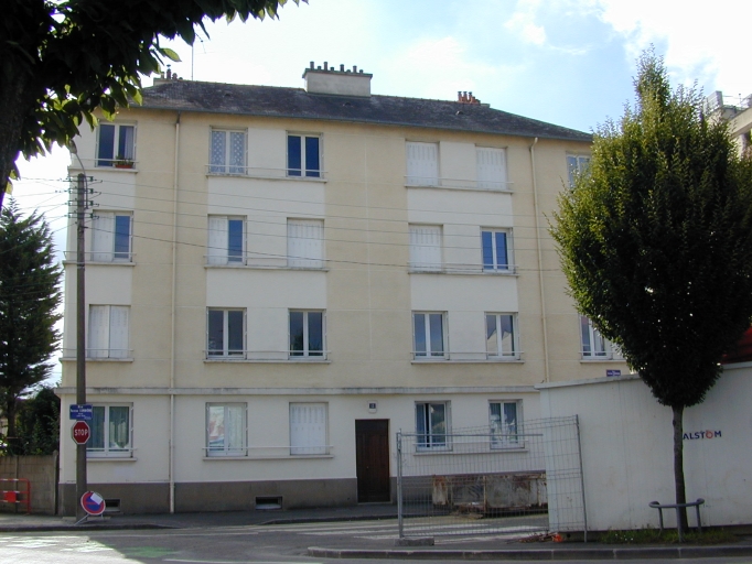 Immeuble, 13 rue Tristan-Corbière (Rennes)