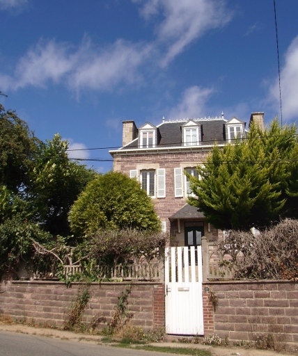 Maison, route de Kergrist, Kergique (Paimpol)