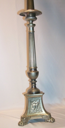 Paire de chandeliers d'autel