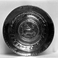 Plat de quête (1), église paroissiale Saint-Mahouarn (Plomodiern)