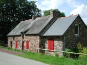 Alignement de maisons, Ergand (Paimpont)