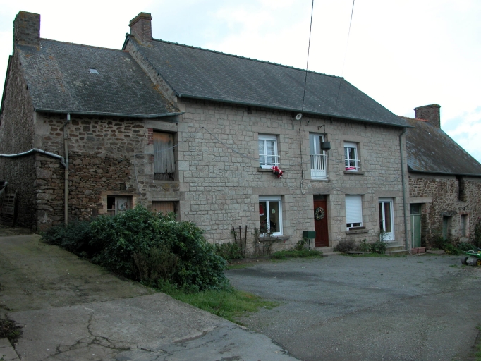 Maisons et ferme, Bois-Hinault (Saint-Guinoux)