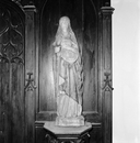 Statue (petite nature) : sainte Barbe, église paroissiale Saint-Mahouarn (Plomodiern)