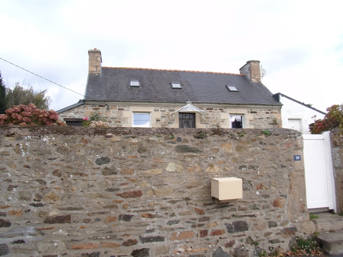 Maison, chemin de la Croix aux Outils, Kergique (Paimpol)